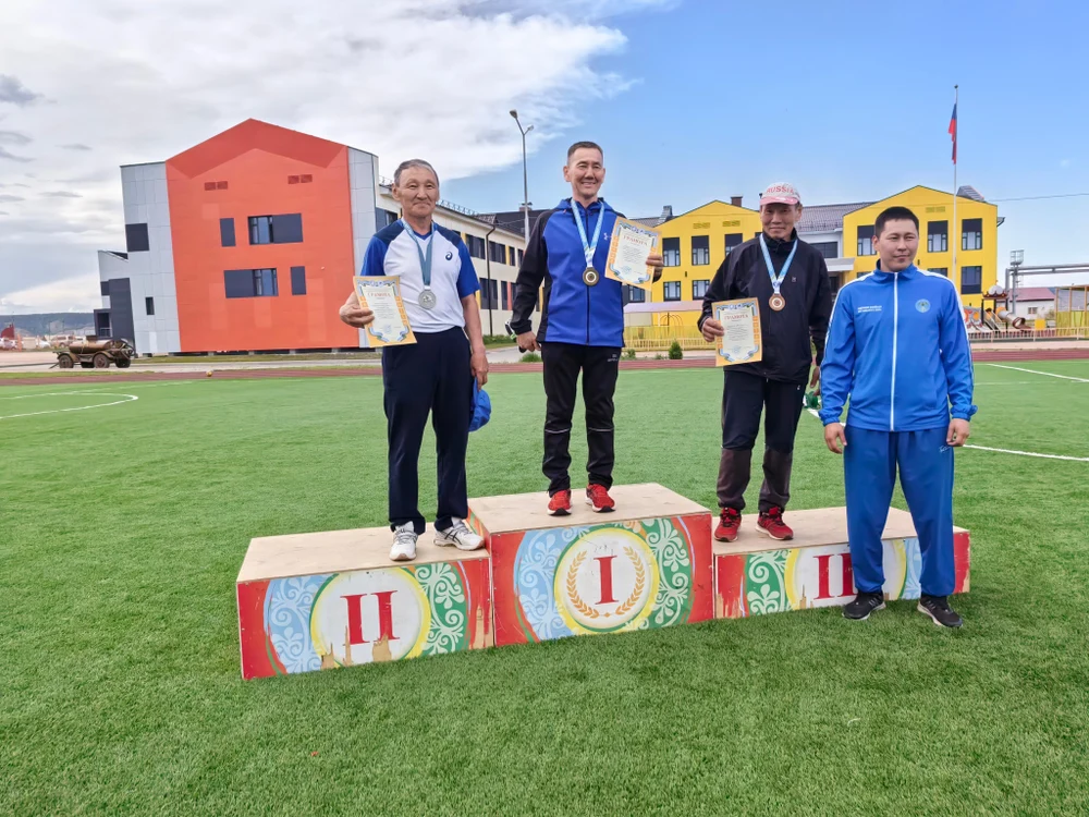 Летний чемпионат Республики по якутским прыжкам