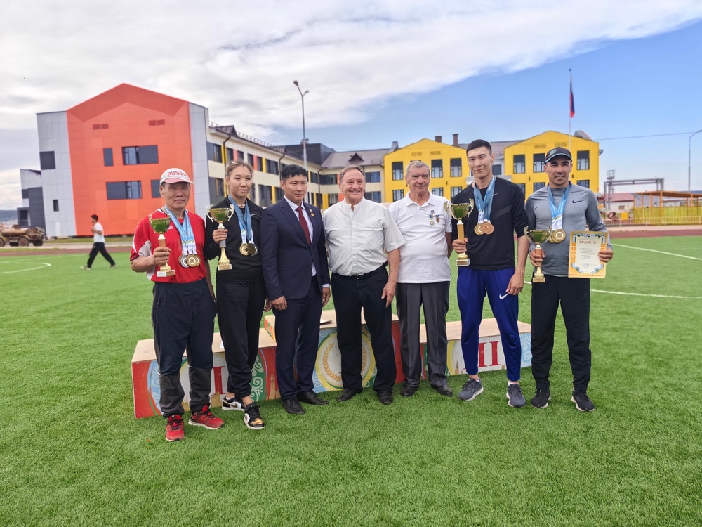 Летний чемпионат Республики по якутским прыжкам