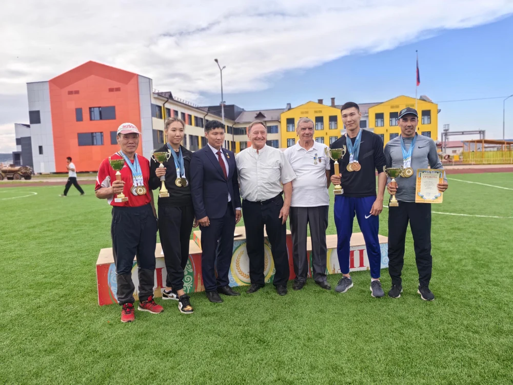 Летний чемпионат Республики по якутским прыжкам