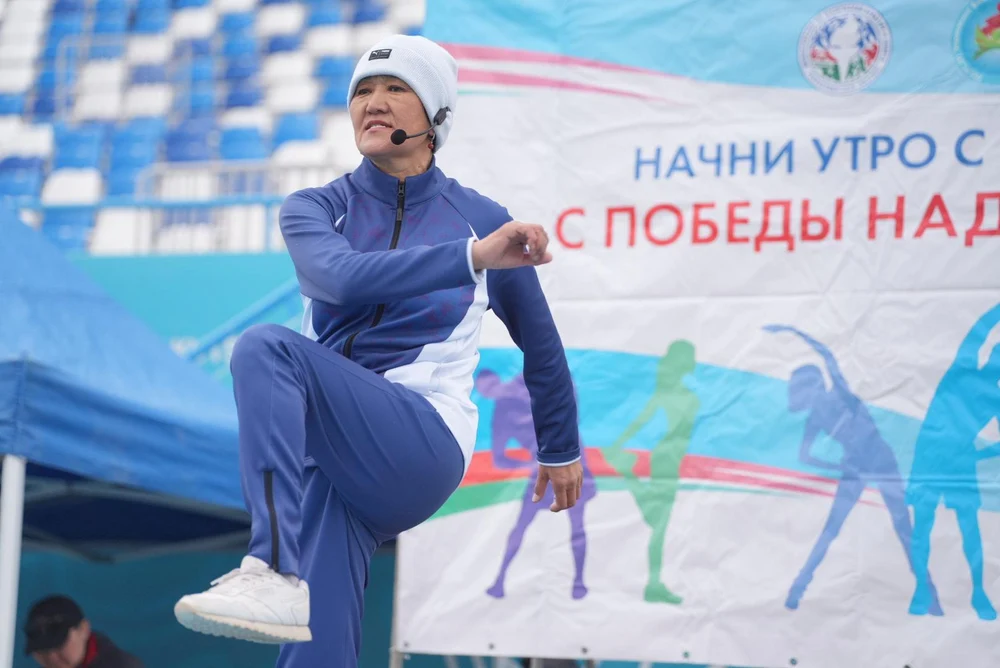 Летние утренние зарядки на площадках