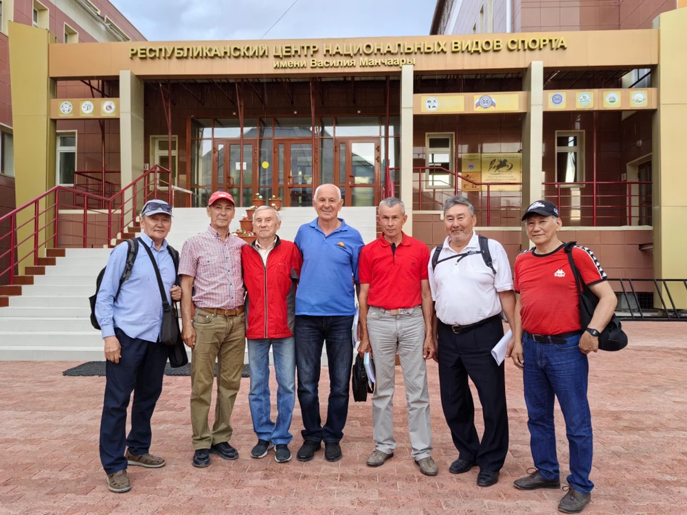 Первый Всероссийский турнир по якутским прыжкам