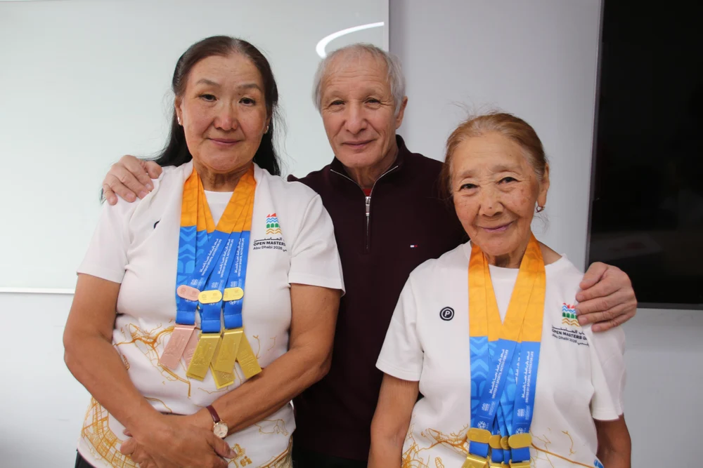 «Бег за свой счет»: легенды якутского спорта рассказали, как собирают бруснику, ловят карасей и тренируются на грунтовке, чтобы побеждать на чемпионатах мира